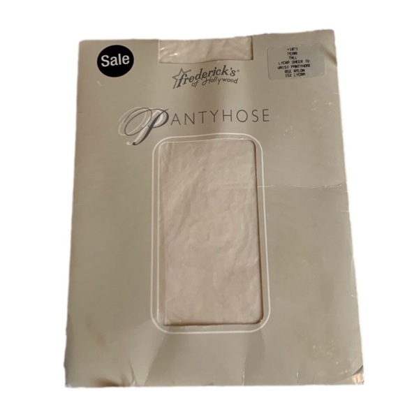 Frederick's of Hollywood Accessories - Vintage Frederick’s Of Hollywood Pantyhose Pearl Size Tall